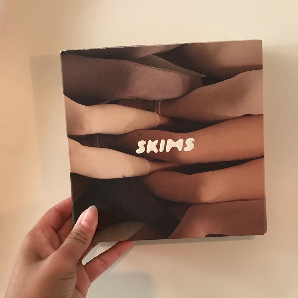 Skims Sculpting Legging in Umber - L/XL